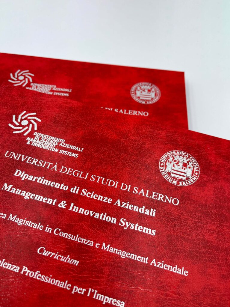 Tesi Serie Smeraldo Rosso con personalizzazione Argento - Università degli Studi di Salerno